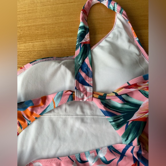 SHEIN | One shoulder swim suit - Picture 4 of 6